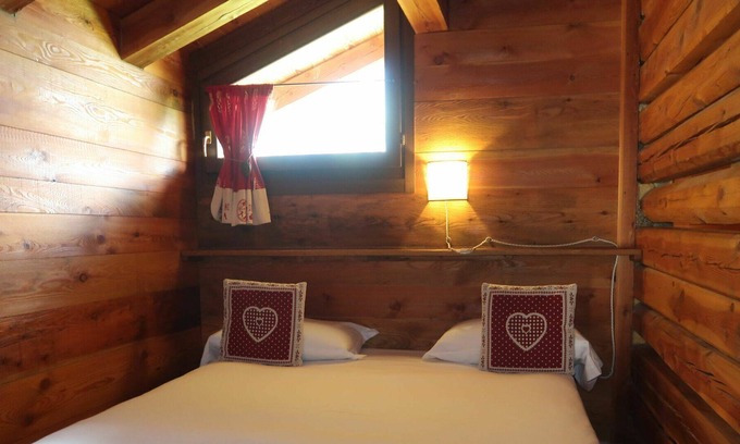 Valtournenche Apartamento | Acogedor apartamento para 3 personas con patio, mascotas permitida y aparcamiento