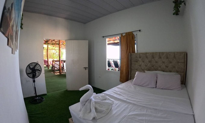 Cartagena District Cama Y Desayuno | lovely bedroom with ocean view & breackfast with WiFi in Baru, Cartagena