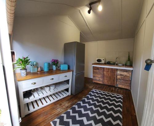 Sunnydale Apartamento | Lovely Cabin with private garden