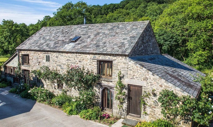St. Pancras Cabaña | Lovely Cottage in Tavistock With Barbecue
