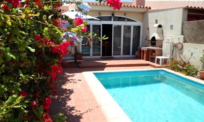 Corralejo Chalet De Esquí | Lovely CottageAurora with Wi-fi and Private-pool