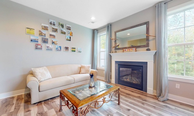 Sawgrass South Casa | Lovely, dog-friendly townhouse near the beach with a pool & washer/dryer