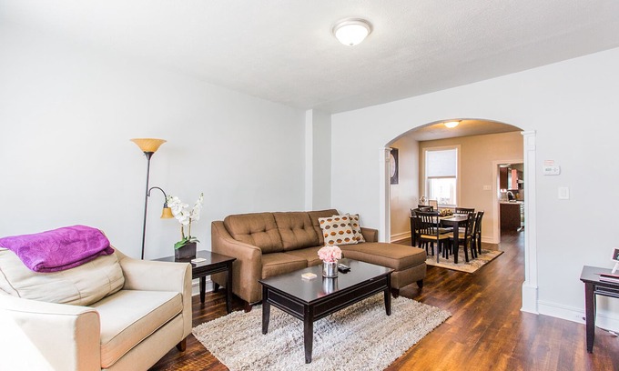 Lancaster Casa | Casa de pueblo céntrica encantadora