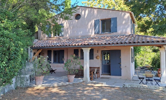 Forcalquier Casa | Encantadora casa familiar con piscina, privacidad completa y vistas sobre el Lubero