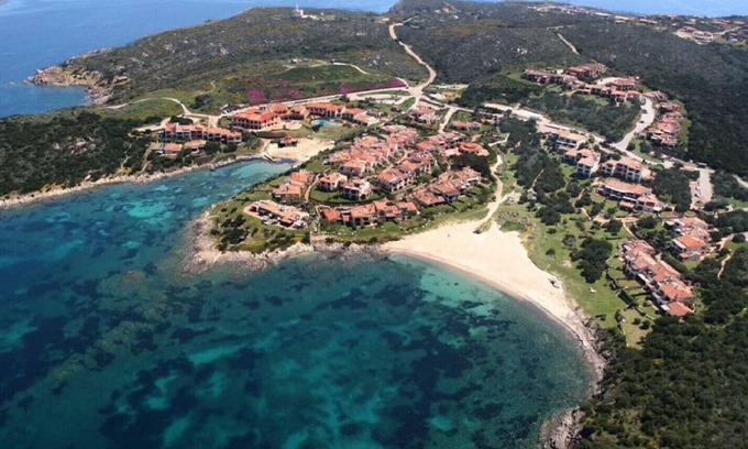 Capo Ferro Apartamento | Lovely flat by the beach - surrounded by nature - with beach services included