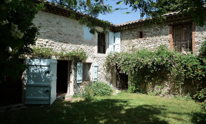 Saint-Gervais-sur-Roubion Otro | preciosa casa de campo restaurada en la Provenza rodeada de girasoles y viñedos
