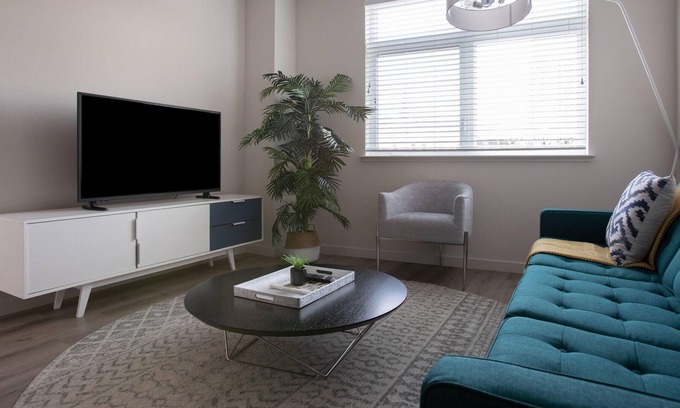 Downtown Oakland Apartamento | Lovely Furnished 1BR in Oakland, Pet-Friendly
