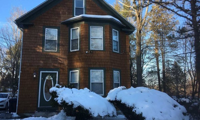 Johnston Casa | Lovely Historic Vintage home. Remodeled inside.