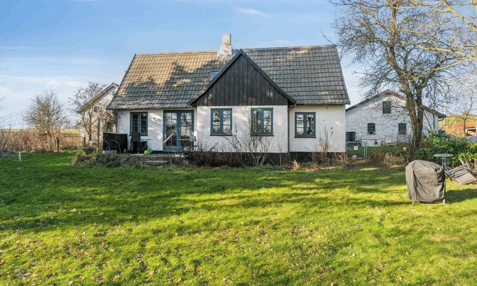 Gudhjem Casa | Lovely holiday home near Gudhjem