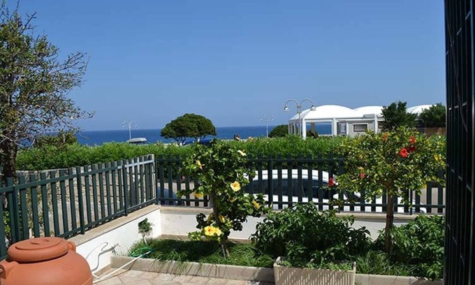 Torre dell'Orso Casa | Casa de vacaciones frente al mar con terraza y espléndida vista de Torre dell'Orso