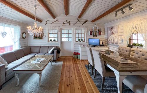 Gjovik Casa | Lovely Home In Øvre Snertingdal