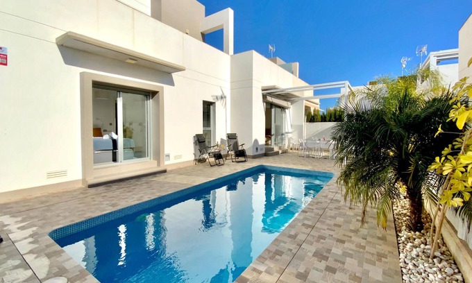 Canalosa Alta Casa | Preciosa casa en Alicante