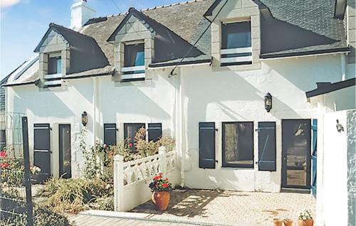 Sene Casa | Lovely Home In Cadouarn With Wifi