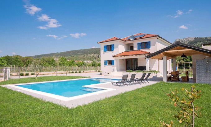 Donji Prolozac Casa | Preciosa casa en Donji Prolozac