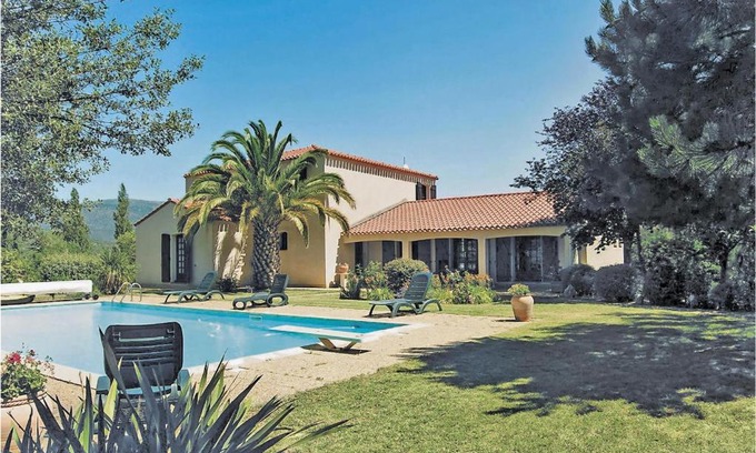 Prades Casa | Lovely Home In Prades