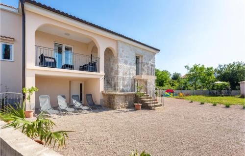 Rasopasno Casa | Lovely Home In Rasopasno With Wifi