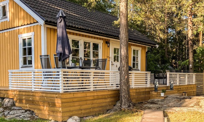 Storgardet-Tallasen-Tostero Casa | Bonita casa en Strängnäs con cocina
