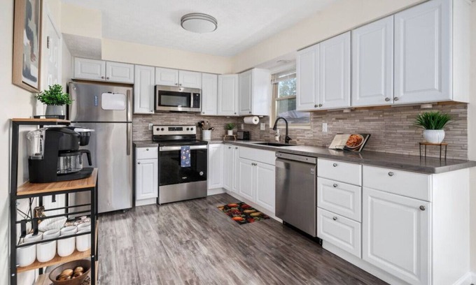 Kilbourne Casa | Lovely home set in a peaceful neighborhood