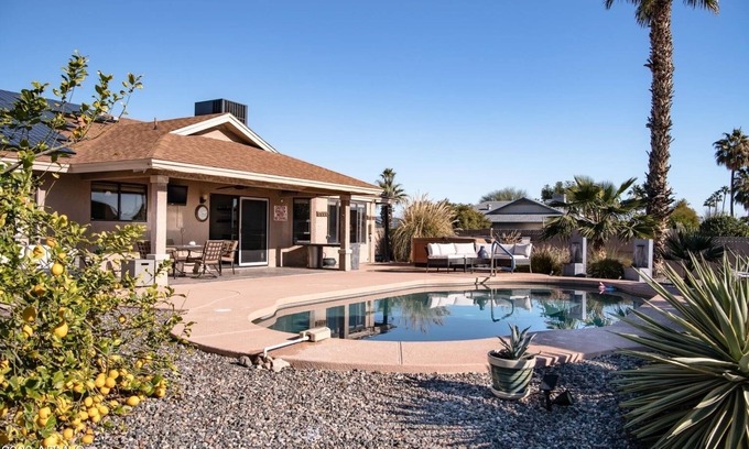 Sun City West Casa | Lovely home with pool, hot tub, close to Spring Training, golf courses. Sleeps 6