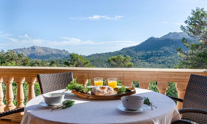 Lluc Chalet De Esquí | Casa con aire acondicionado en la montaña, YourHouse Marquesi