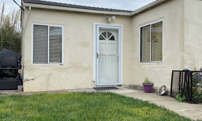 Alameda Casa | Lovely house with WiFi in charming Alameda