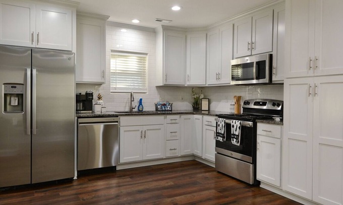 Independence Casa | ⭐LOVELY LARGE HISTORIC REMODELED HOME⭐ Unit B