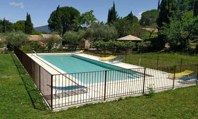 Mirabel-aux-Baronnies Casa | Lovely Mazet with shared, heated, secure swimming pool