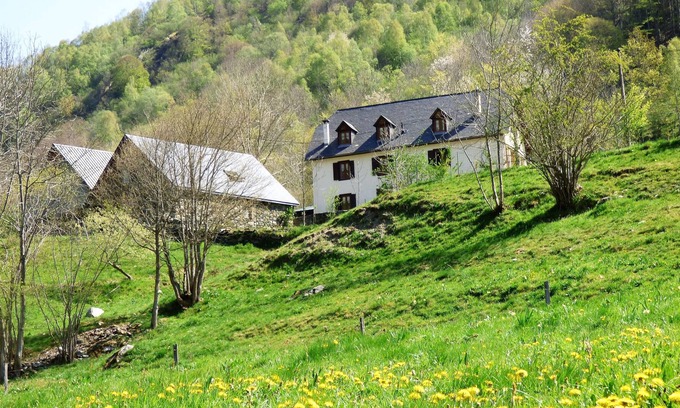Estaing Otro | Preciosa casa de montaña con vistas y piscina en verano