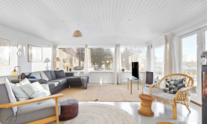 Melby Cabaña | Lovely newly renovated cottage with room for a large family.