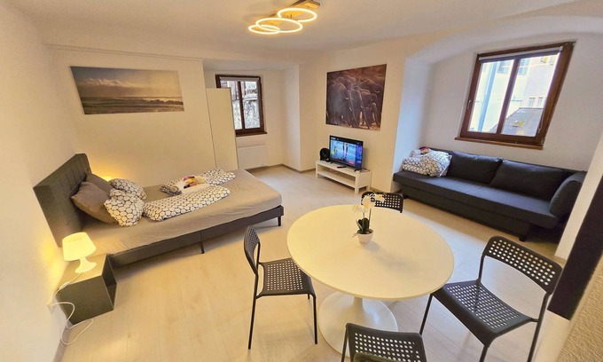Hall In Tirol Apartamento | Lovely Old Town Studio