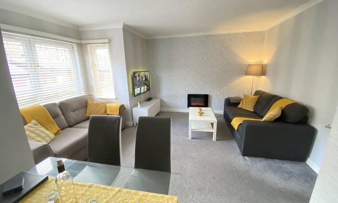 Paisley Apartamento | Paisley Central Apartment # 2