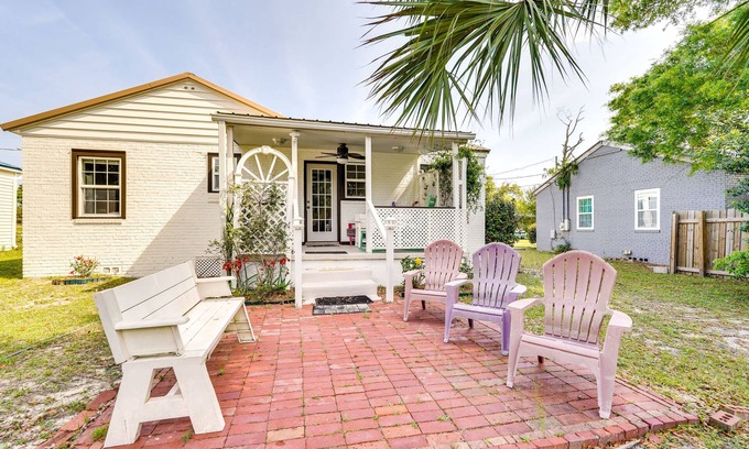 Panama City Cabaña | Lovely Panama City Cottage: Walk to Bayside Beach!