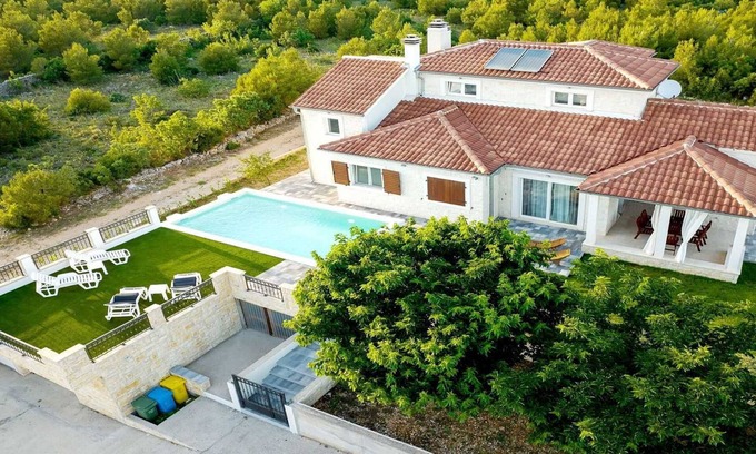 Sibenik Villa | Whitestone villa, Šibenik