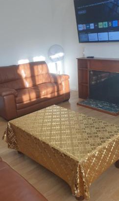 Finchley Church End Casa | Lovely Room in the Heart of London