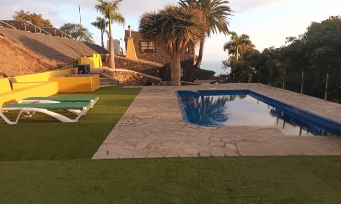 Tijarafe Cabaña | Estupenda casa rural entre plataneras íntima con piscina privada