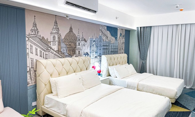 Tambo Apartamento | Lovely & Spacious 1BR Penthouse across City of Dreams near Airport, Mall of Asia