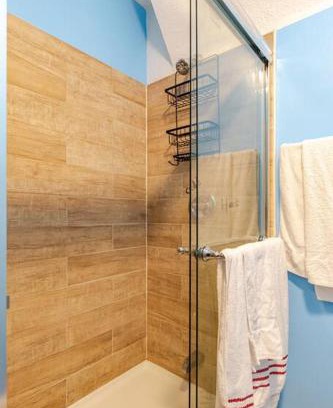 Oakland Apartamento | Lovely studio queen In Oakland Zoo Area