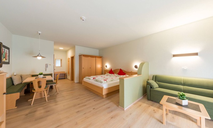 Merano Apartamento | Lovely studio with balcony in Obermais/Meran