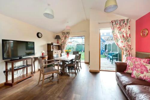 Wandsworth Casa | Lovely Three Bedroomed House, Parking 2 Cars