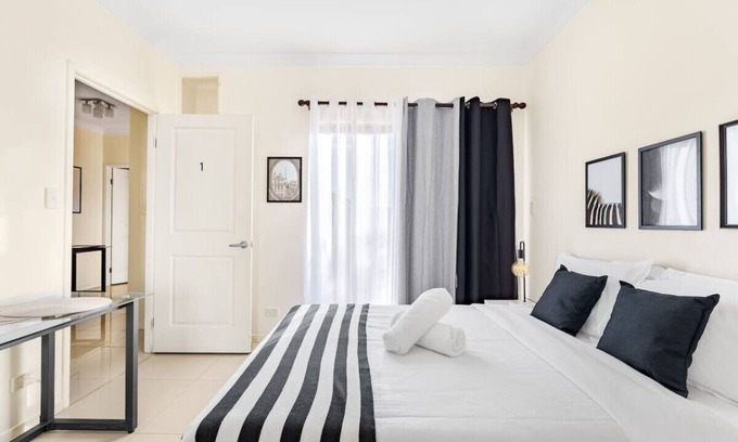 Sunnybank Casa | Lovely tiny home at Sunnybank CBD Street Parking