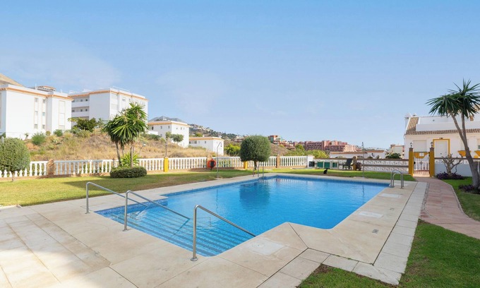 La Capellania Casa | "Precioso Adosado Fuengirola" cerca del Mar con Terraza y Piscina Compartida