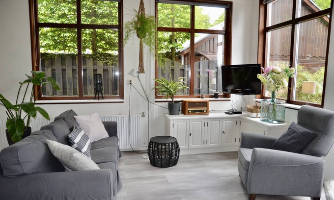 Schoorldam Casa | Lovely vacation home with lots of comfort and fenced terrace with lots of privacy!