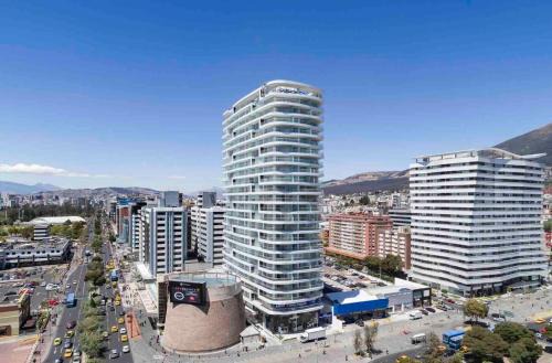 La Carolina Apartamento | Lovely View Studio Building Heated Pool Gym Turco WIFI