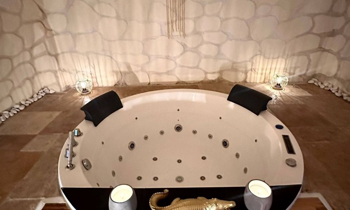 Tournon-sur-Rhone Apartamento | loveroom&spa
