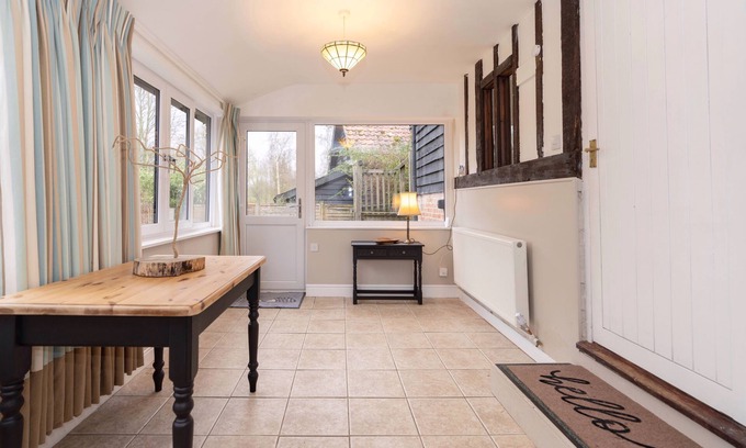 Cretingham Casa | Lovingly converted former granary situated in the heart of rural Suffolk