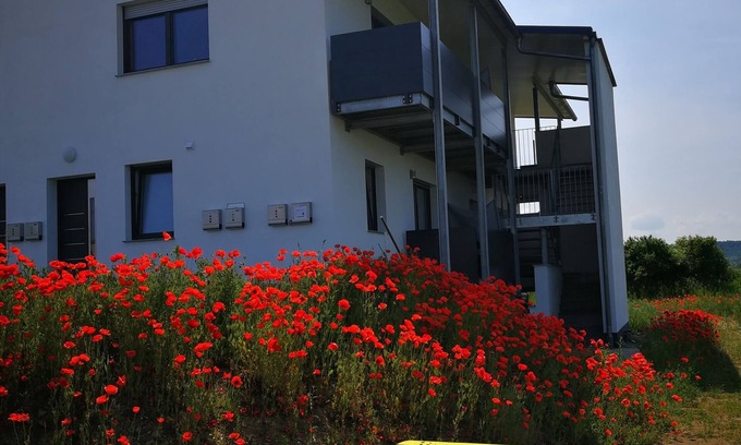 Dingolshausen Apartamento | Lovingly furnished, new building