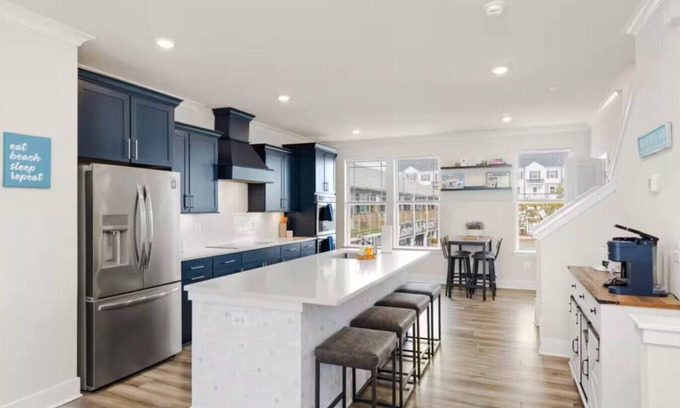 Caine Woods Casa | Low Tide Landing