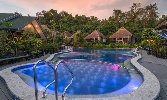 Nong Thale Hotel | Loy Chalet