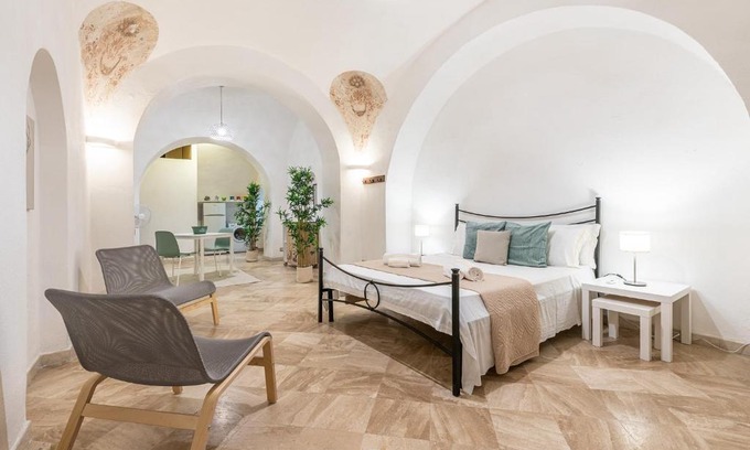 Historic Castle District Apartamento | Loy House