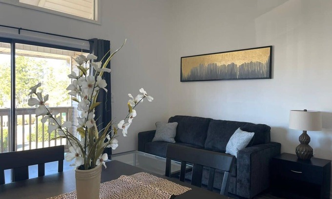 Little River Condominio | LR Little River lovely 1 bedroom condo with pool